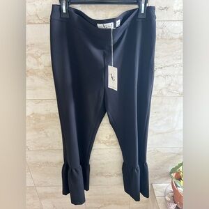 NWT Lena Gabrielle black pants w/side zipper & ruffled bottoms size 10